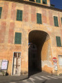 Via Roma, l'entrée historique d'Albenga