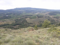 vue du village de Toureilles et les éoliennes