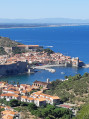 Vue sur Collioure en descendant du fort Saint Elme