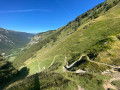 vue sur la montée depuis Les Lanches