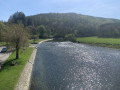 Vue sur la Semois à partir du pont Saint-Lambert