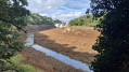 Vue sur le barrage en travaux