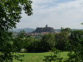 Vue sur Polignac et sa forteresse