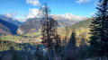 Vue sur St Jean de Sixt, et au fond , le Jalouvre et autres vers le col de la colombière.